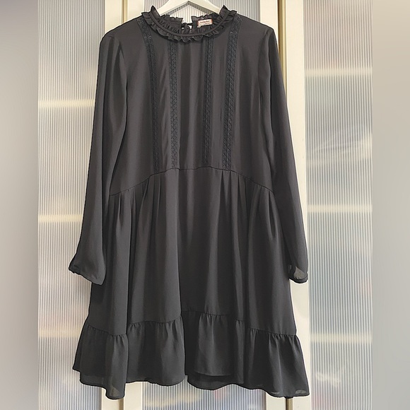 NWOT Aritzia Sunday Best Ruffle Elegant Black Long Sleeve Mini Dress Siz… - Picture 4 of 14